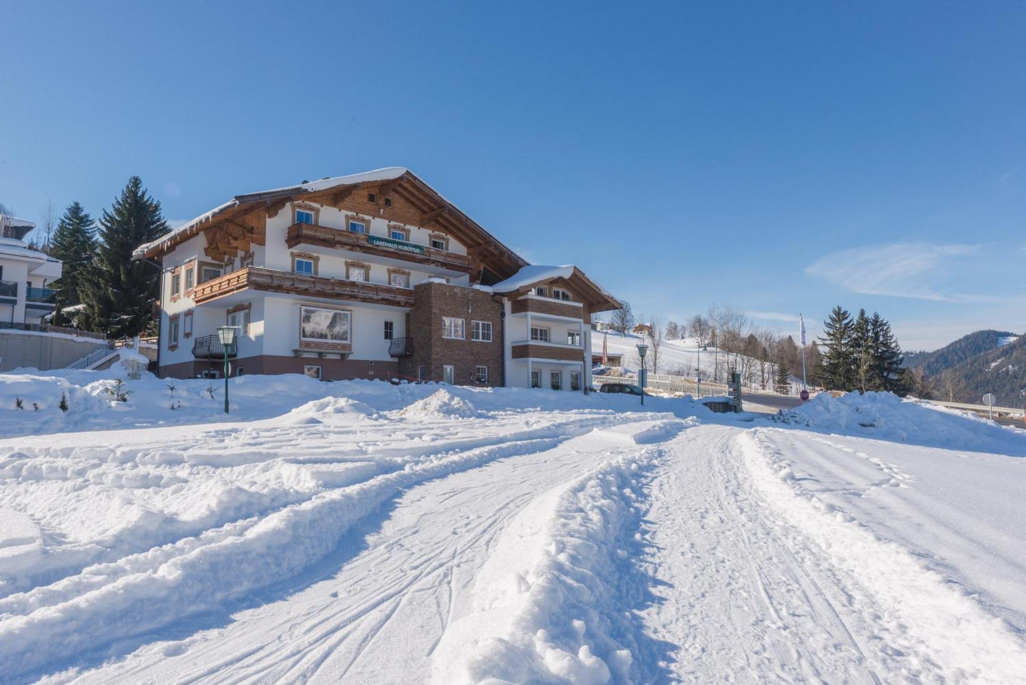 Landhaus Hubertus Wellness & Breakfast Schladming Dış mekan fotoğraf